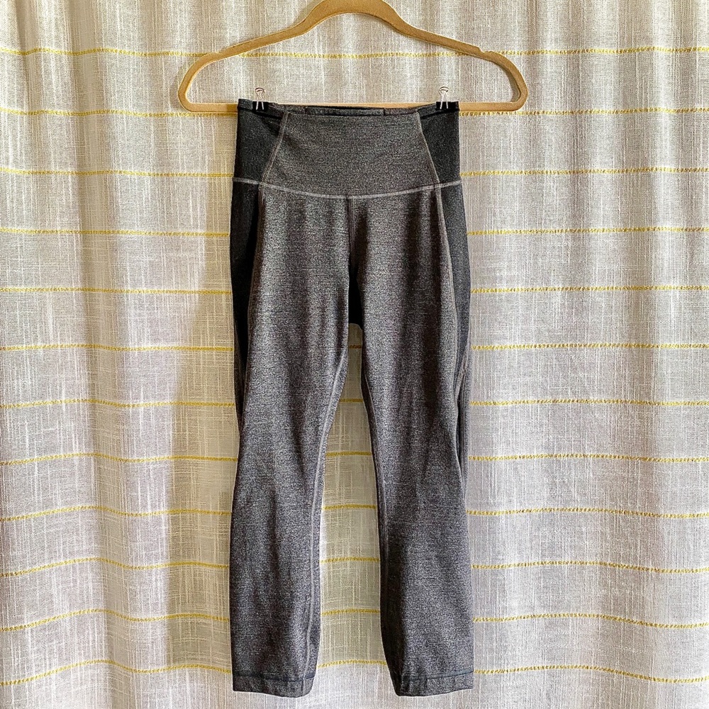 Lululemon Women’s High Waist leggings Size 4